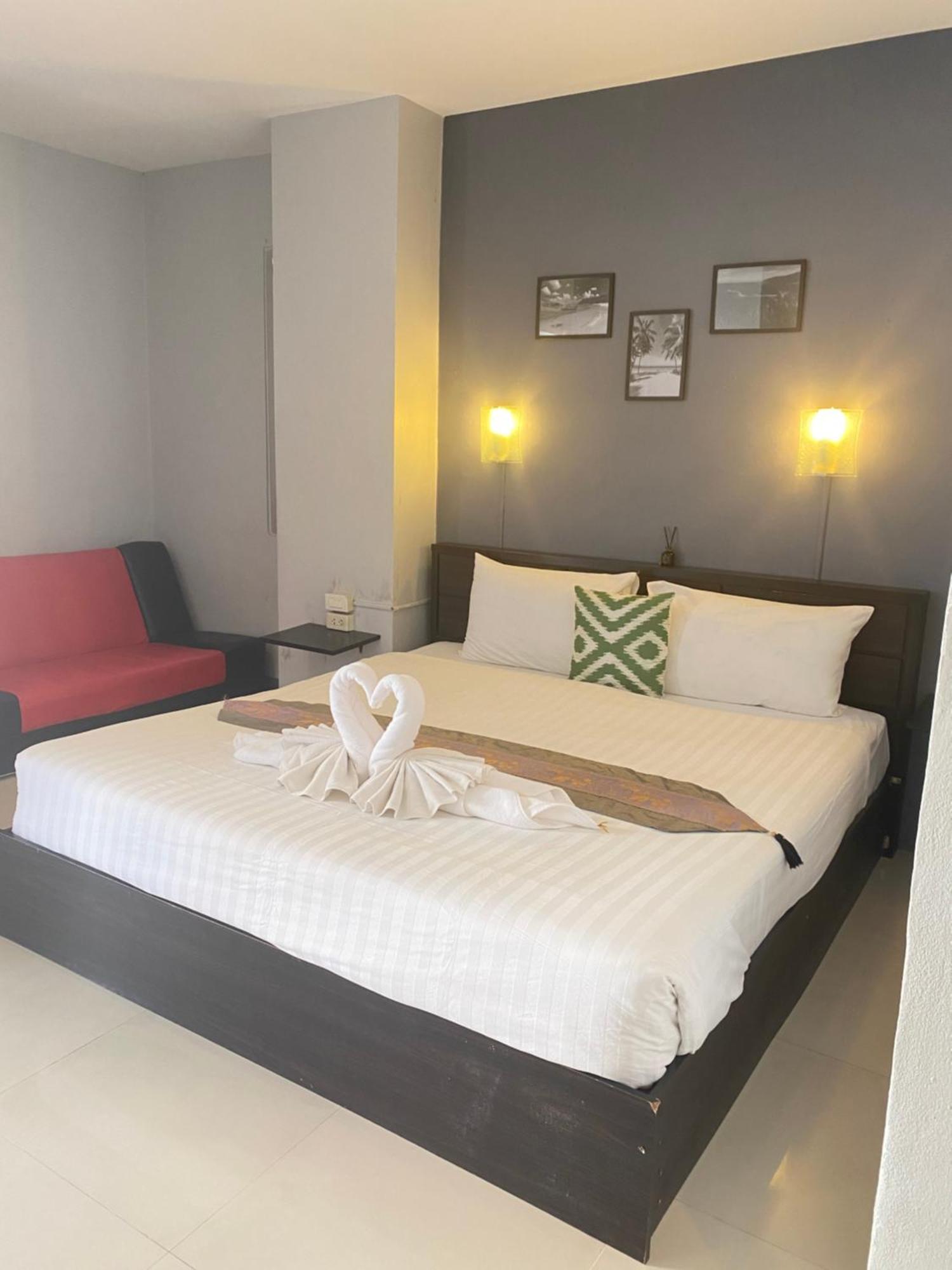 Holiday Home Patong Exterior foto