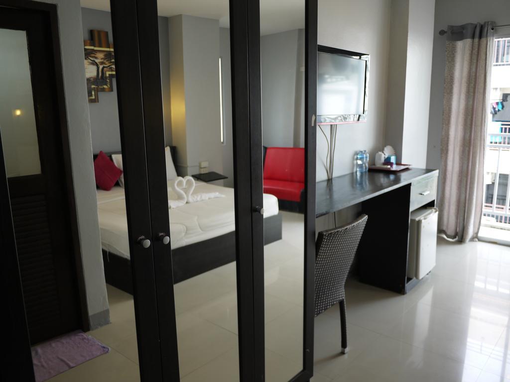 Holiday Home Patong Exterior foto